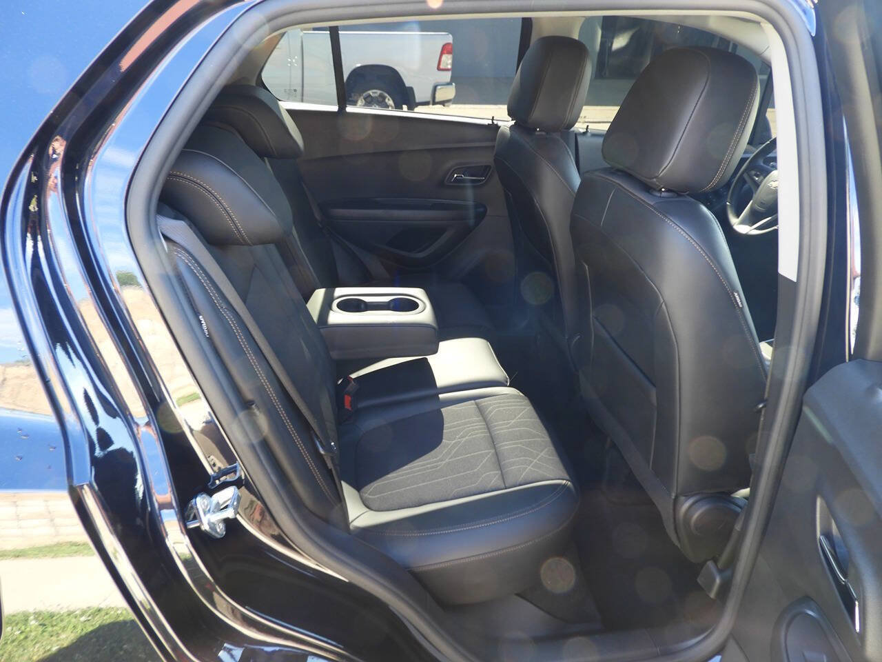 Used 2022 Chevrolet Trax LT w/ Driver Confidence Package AWD/4WD image 30