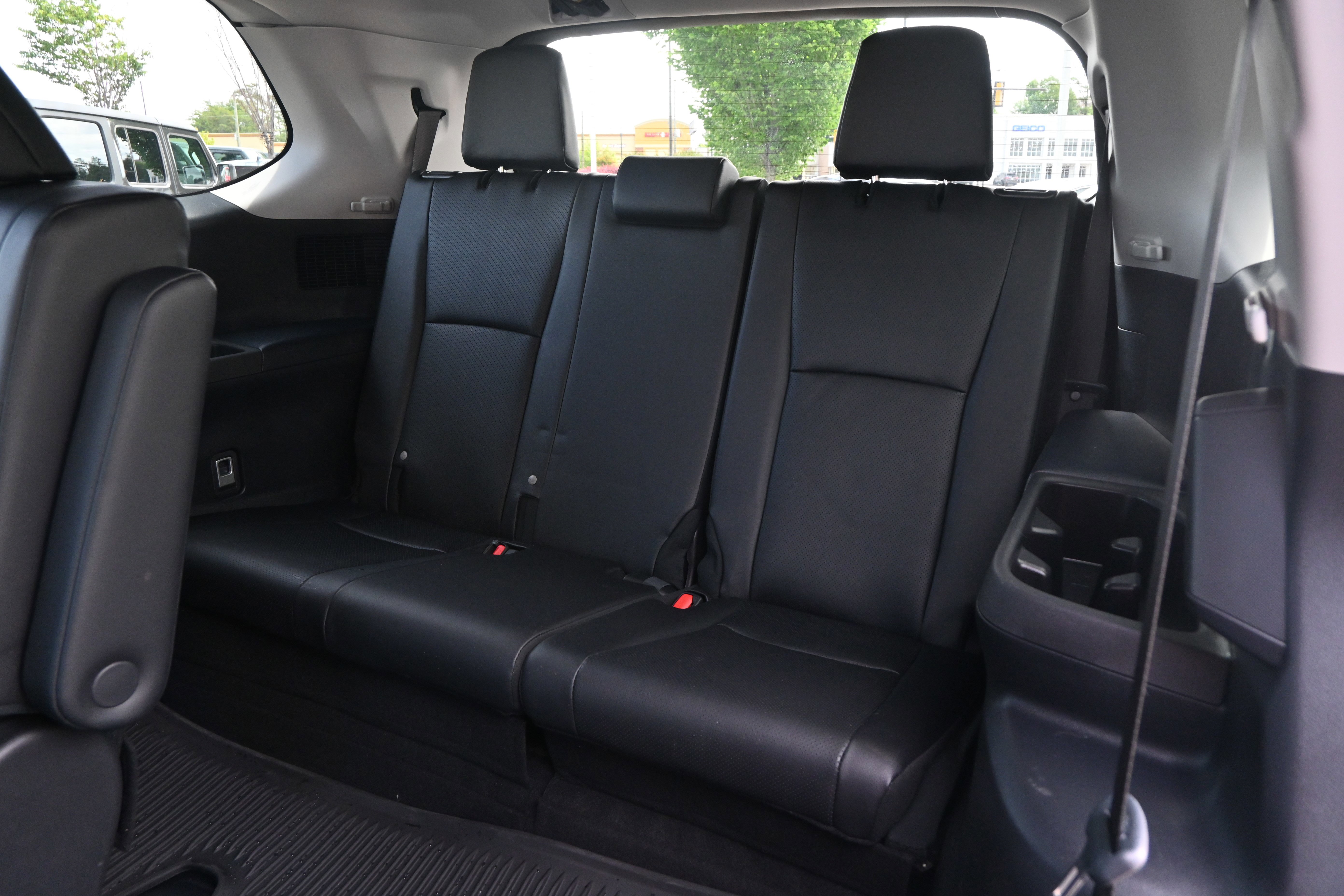 Used 2024 Toyota Grand Highlander FWD image 31
