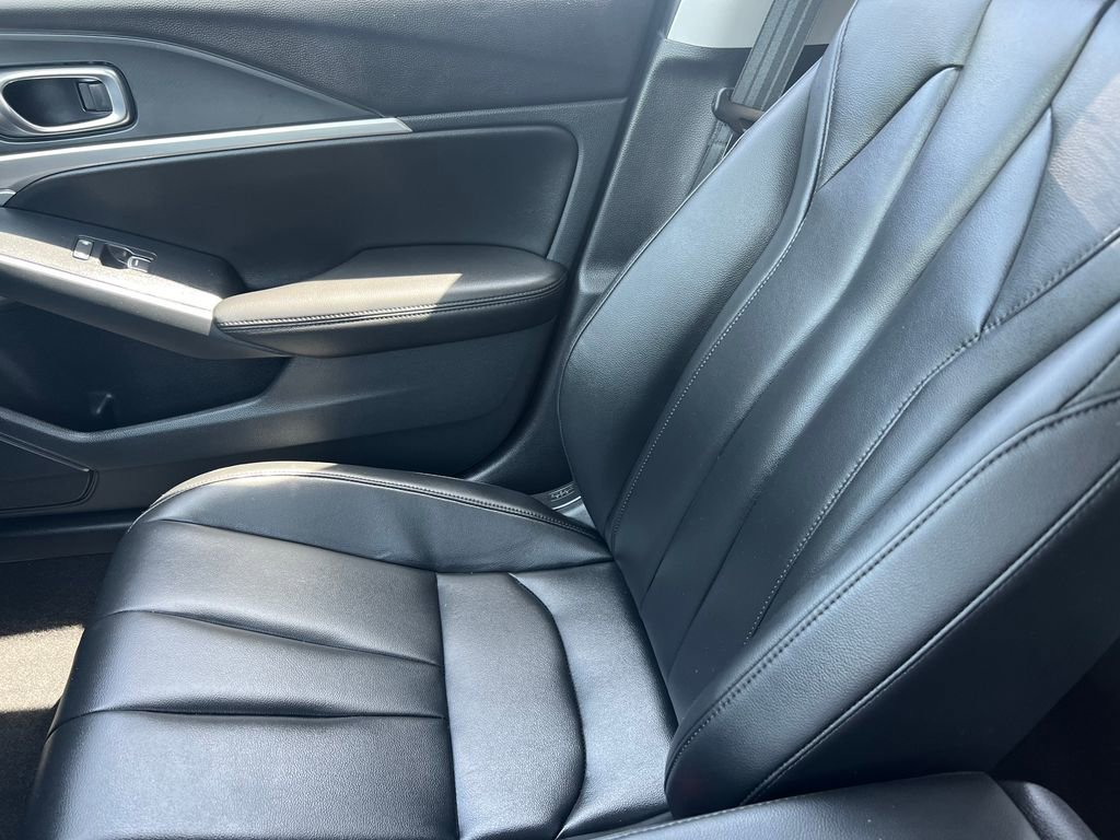 Used 2025 Acura Integra FWD image 26