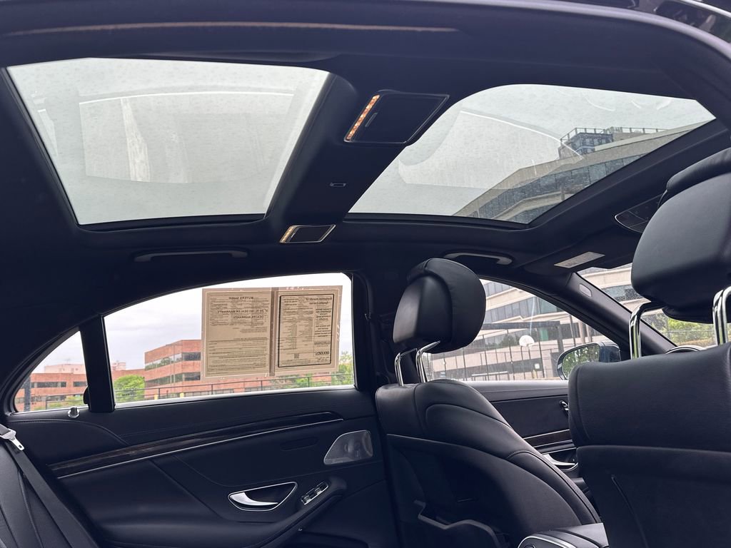 Used 2015 Mercedes-Benz S 550 4MATIC Sedan image 11