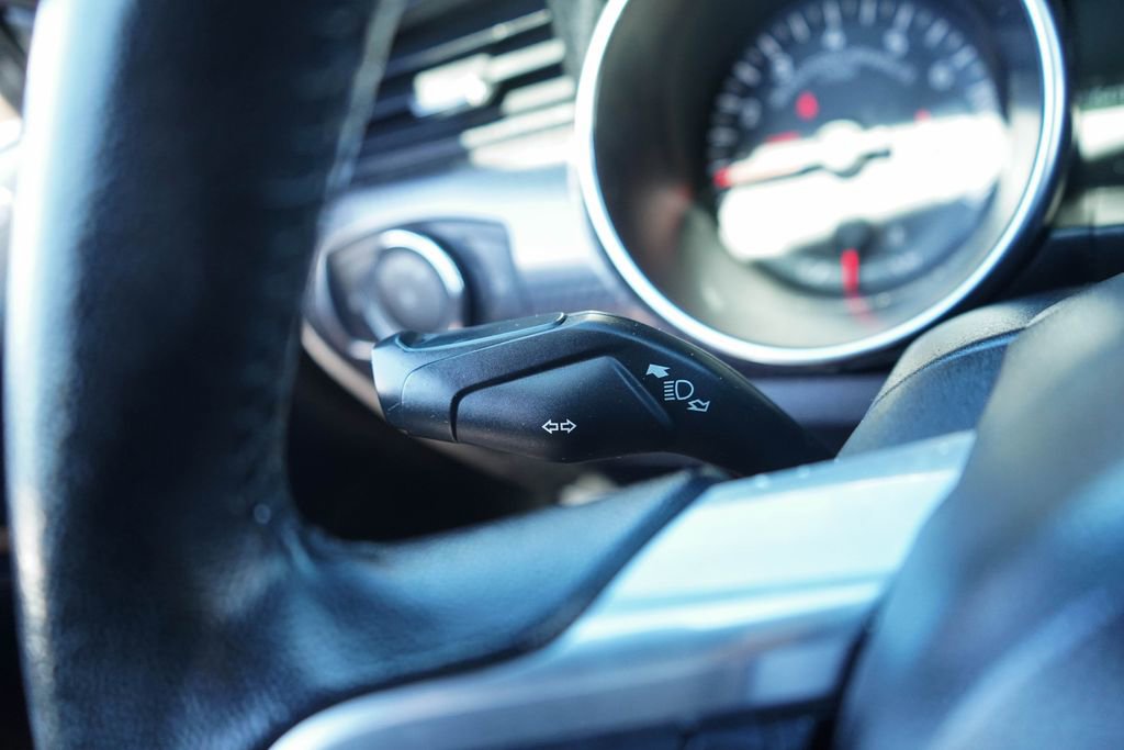 Used 2019 Ford Mustang EcoBoost w/ Ecoboost Performance Package image 31