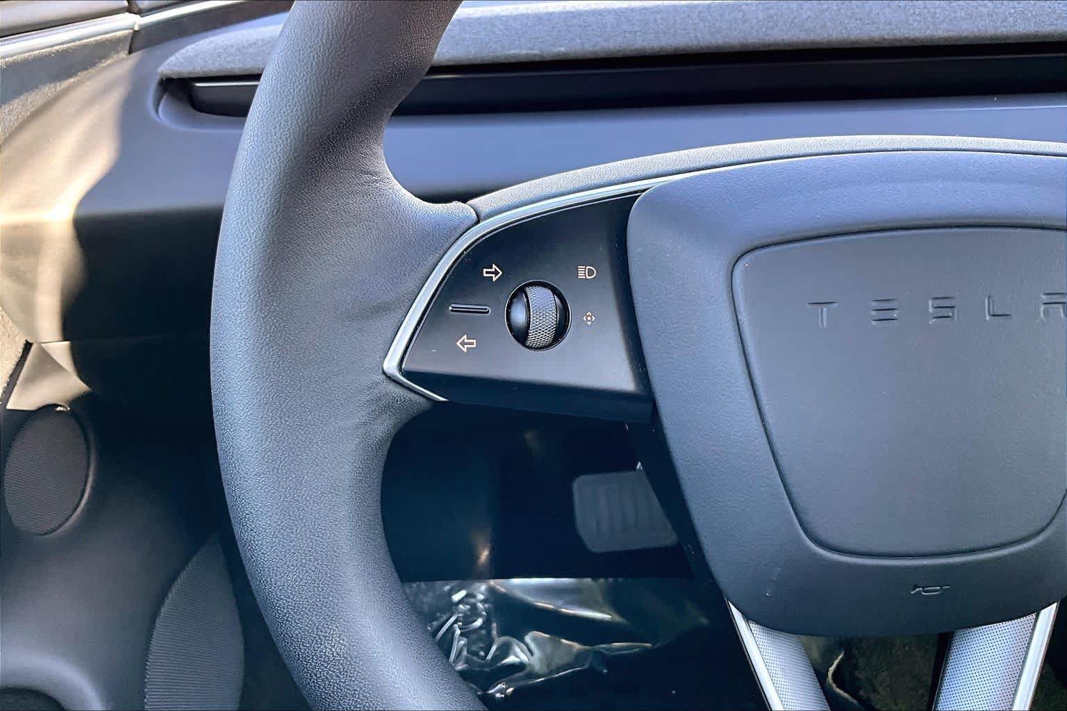 Used 2024 Tesla Model 3 Long Range AWD/4WD image 22