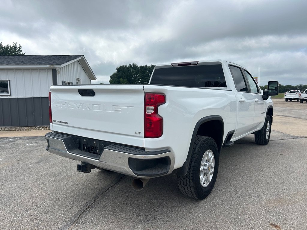 Used 2024 Chevrolet Silverado 2500 LT AWD/4WD image 5