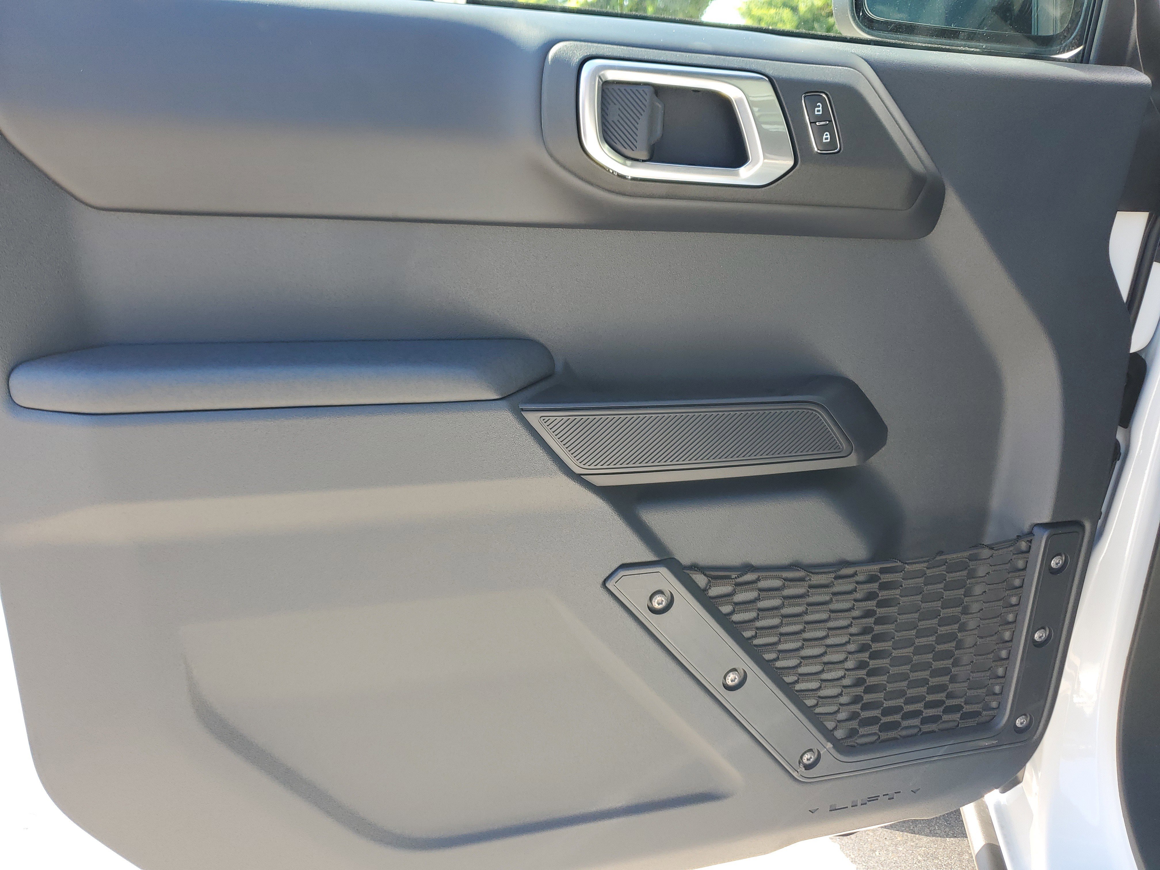 New 2025 Ford Bronco Badlands AWD/4WD image 12