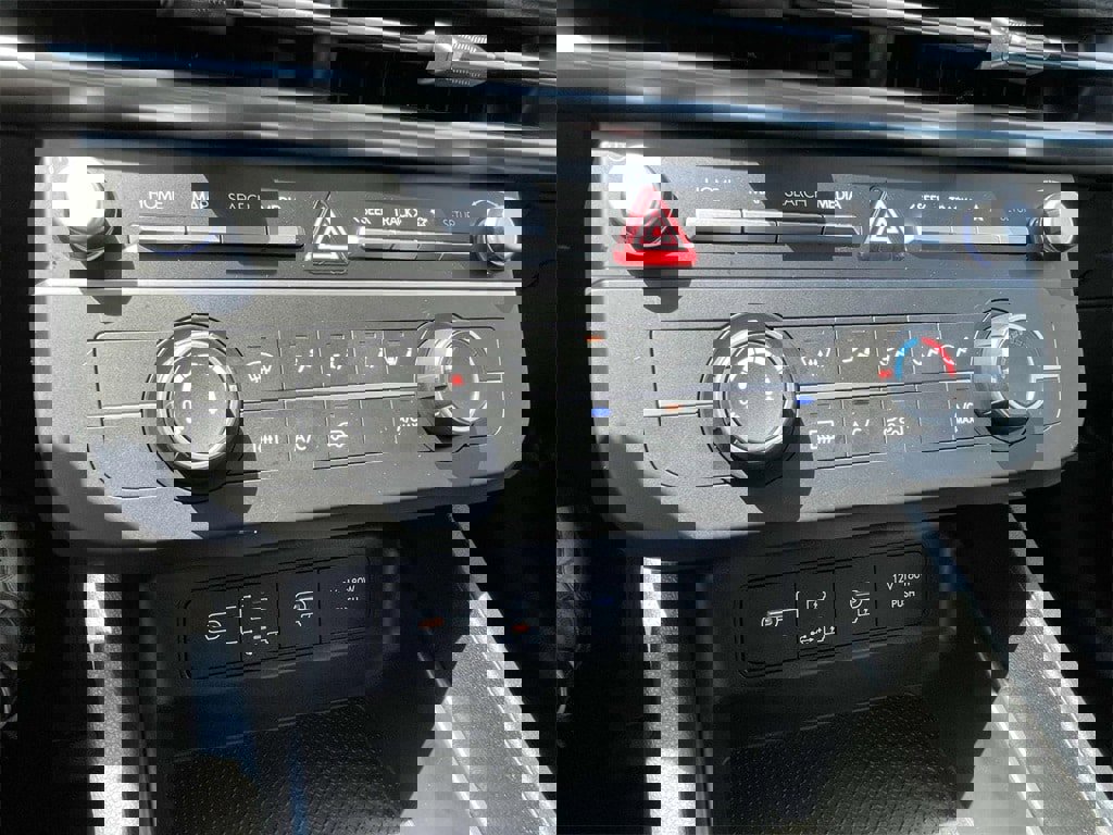 New 2026 Hyundai Tucson SE image 15