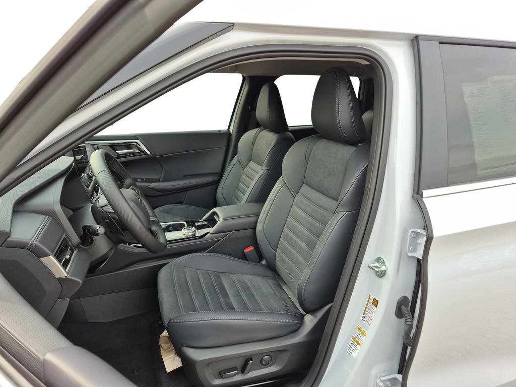 New 2026 Mitsubishi Outlander SE AWD/4WD image 16