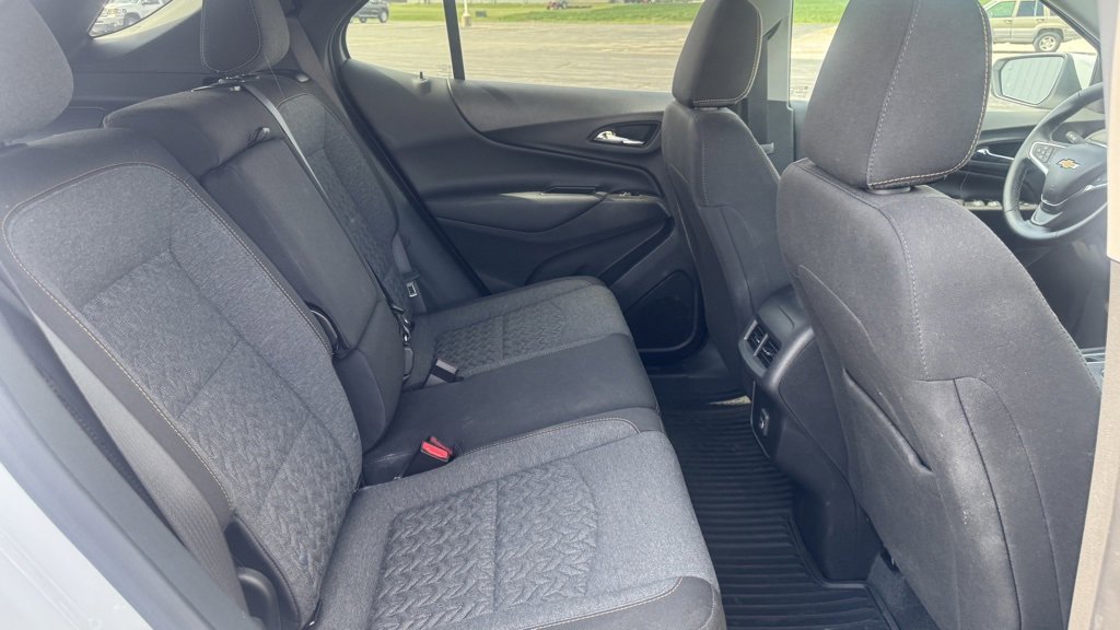 Used 2023 Chevrolet Equinox LT image 17