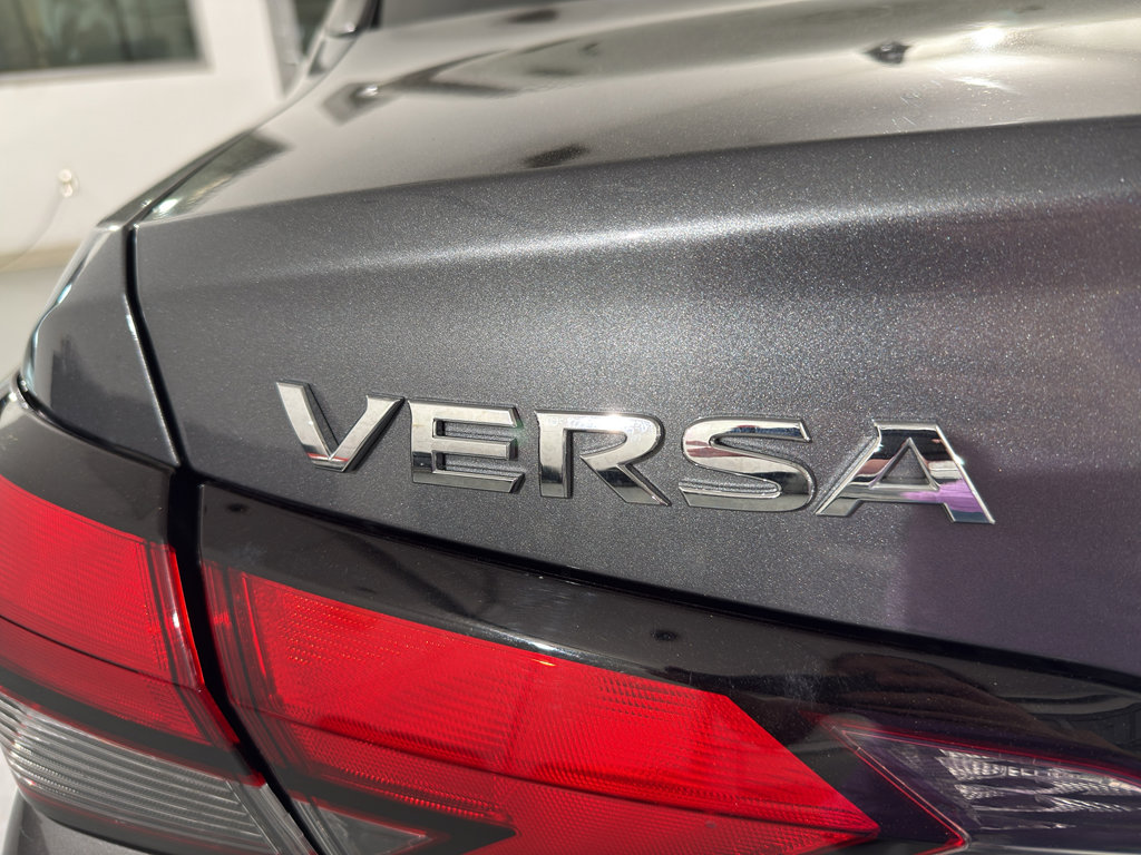 Used 2024 Nissan Versa SV image 8