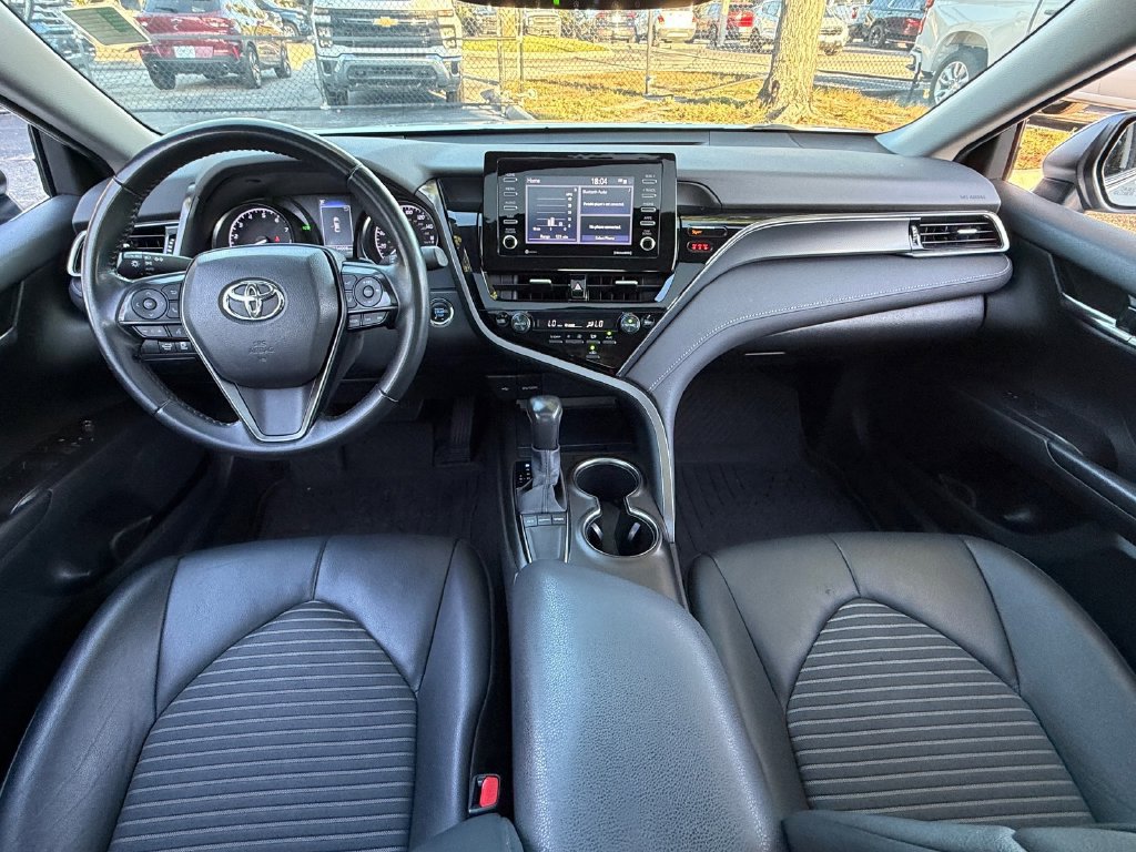 Used 2023 Toyota Camry SE w/ Convenience Package FWD image 13