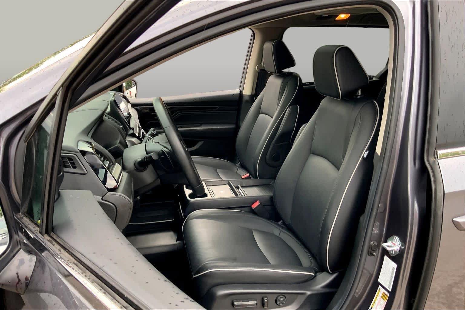 Used 2025 Honda Odyssey Touring image 8