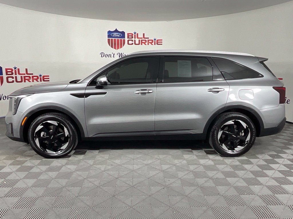 Used 2025 Kia Sorento EX AWD/4WD image 6