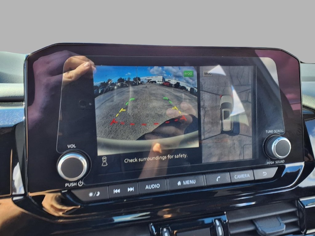 Used 2025 Nissan Pathfinder Rock Creek AWD/4WD image 7