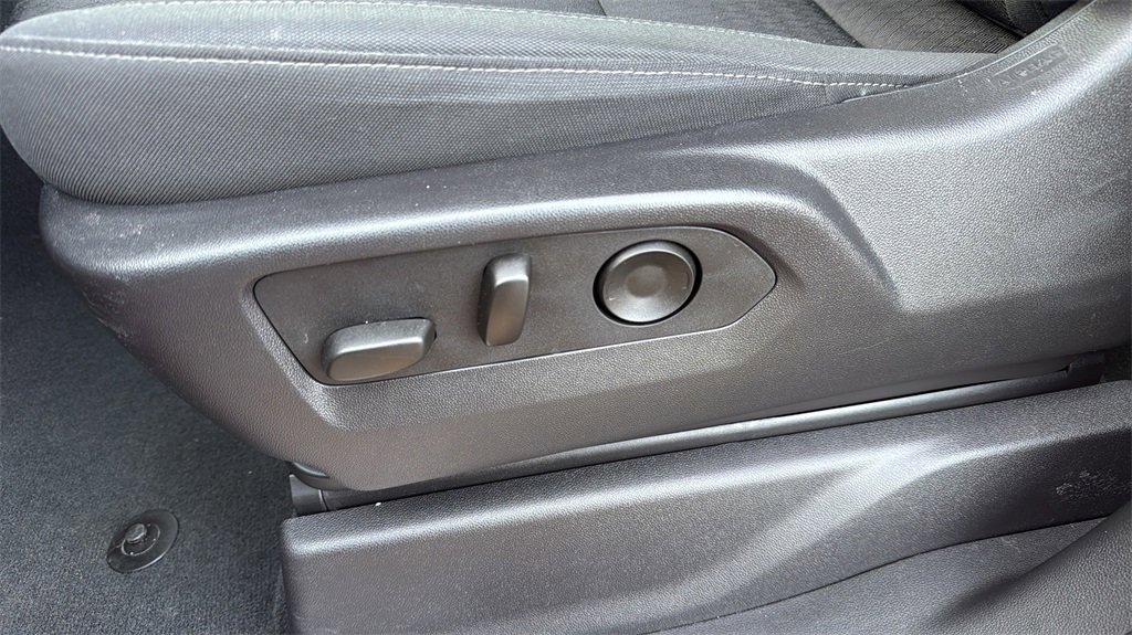 Used 2024 GMC Sierra 1500 Elevation image 11