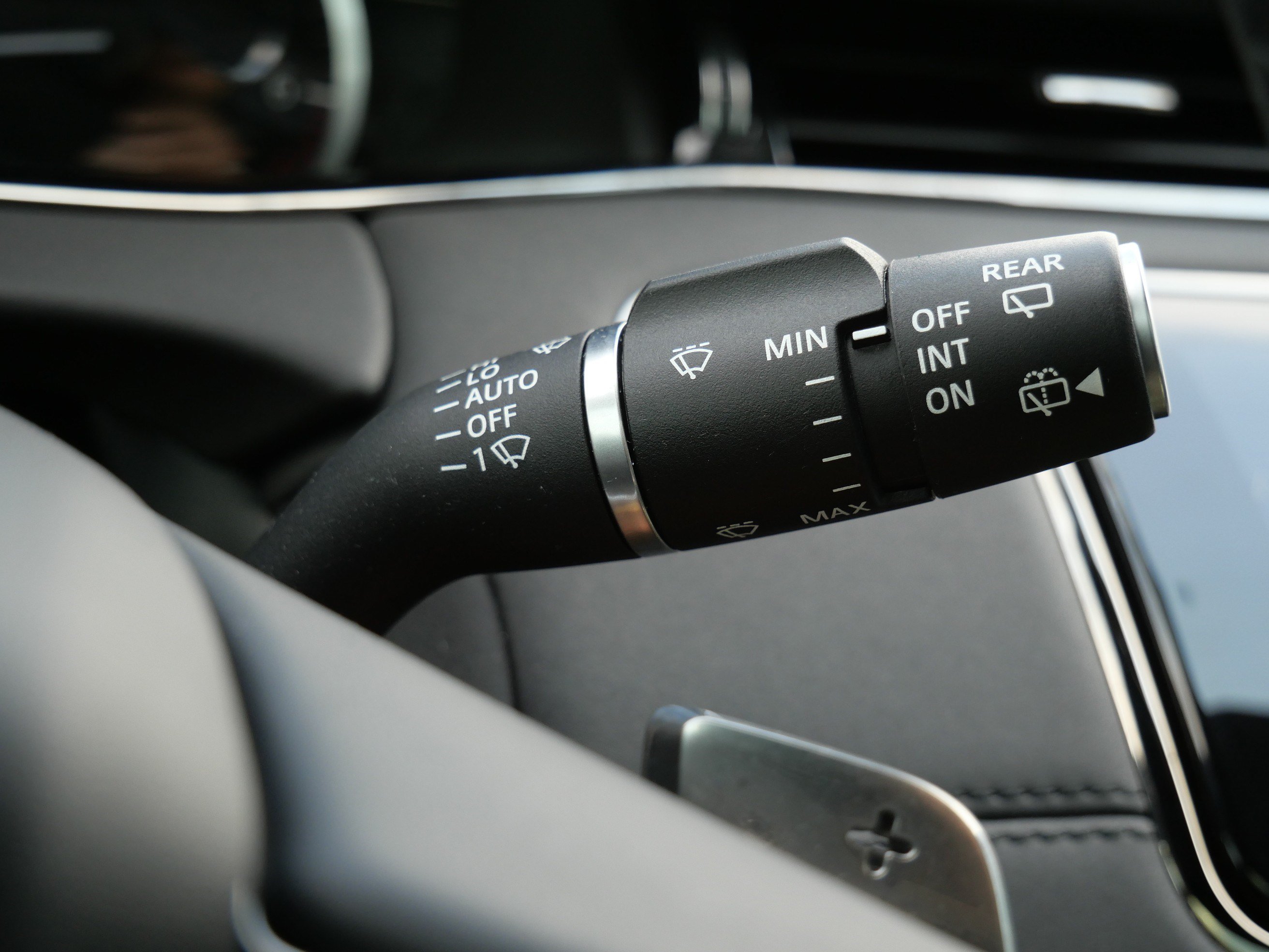 Used 2023 Land Rover Range Rover Evoque R-Dynamic SE AWD/4WD image 26
