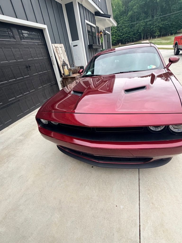 Used 2018 Dodge Challenger SXT w/ Blacktop Package RWD image 13