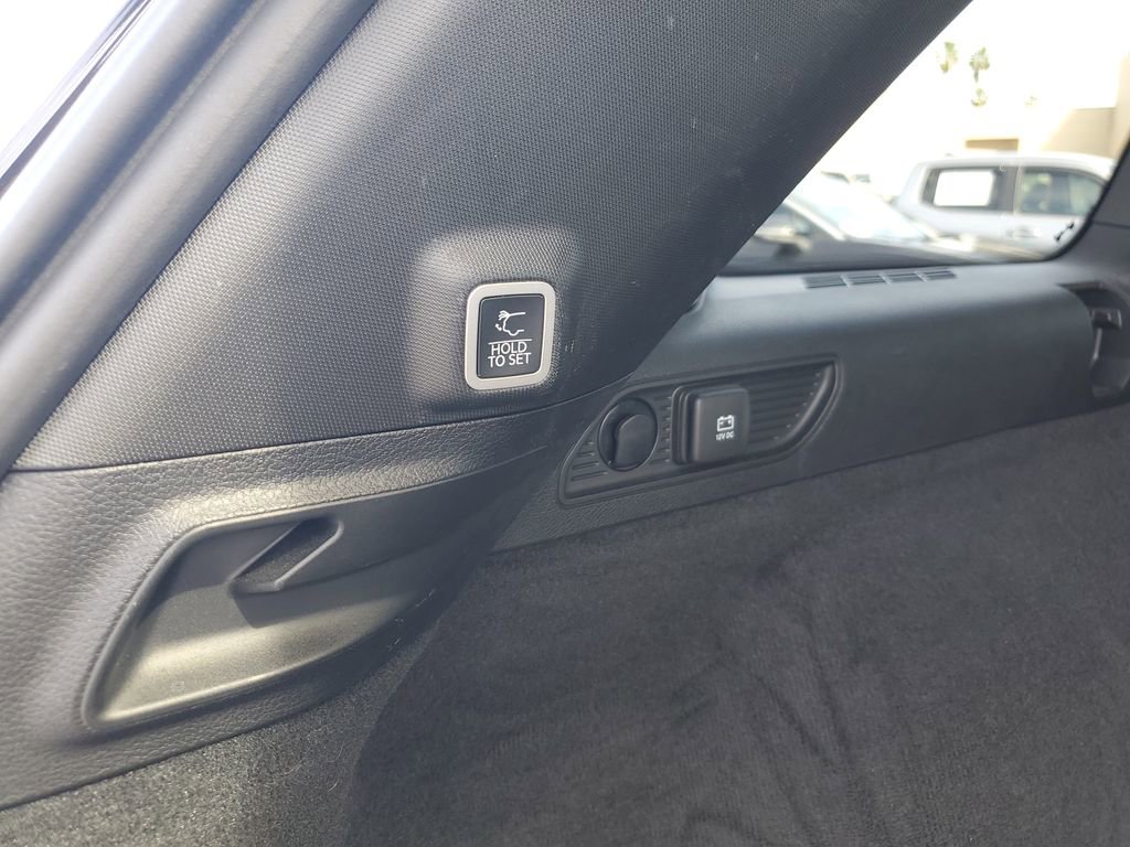 Used 2022 Jeep Grand Cherokee Trailhawk w/ Luxury Tech Group III image 11