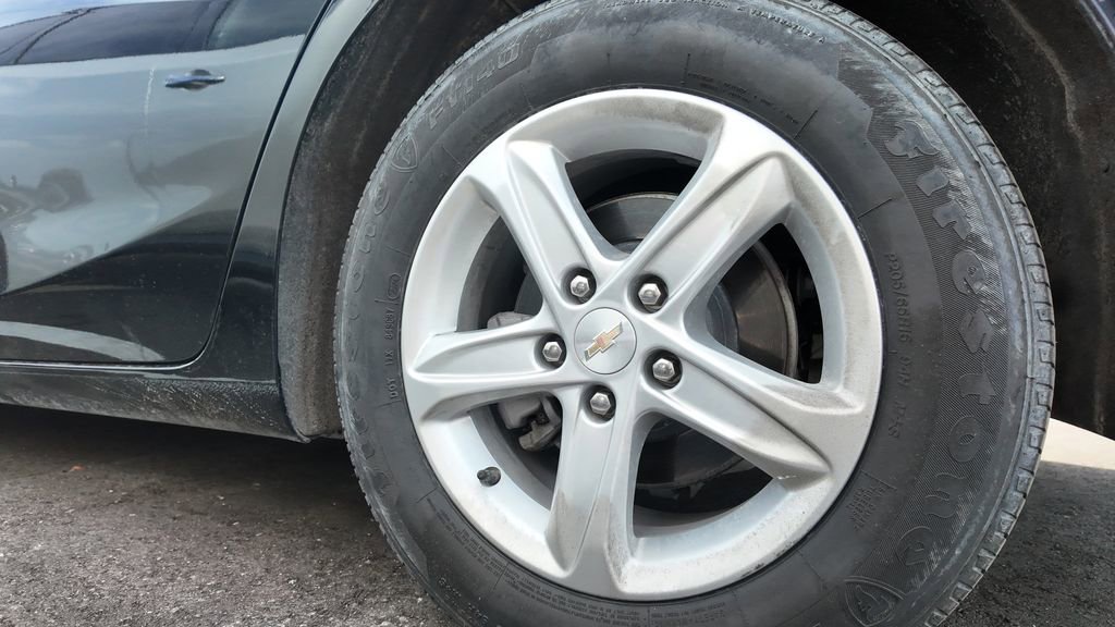 Used 2025 Chevrolet Malibu LT image 16