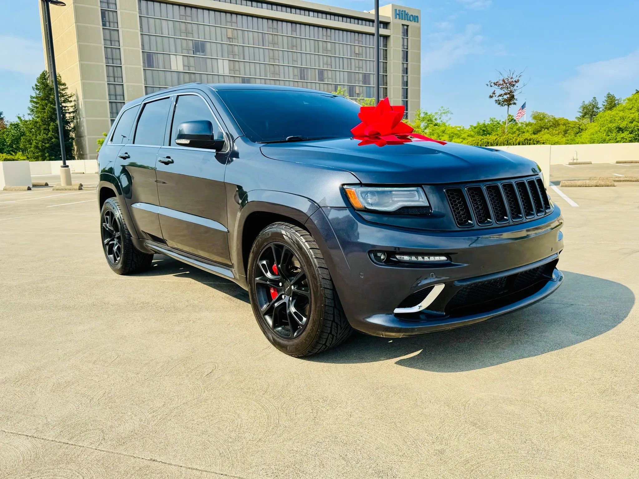 Used 2014 Jeep Grand Cherokee SRT image 23