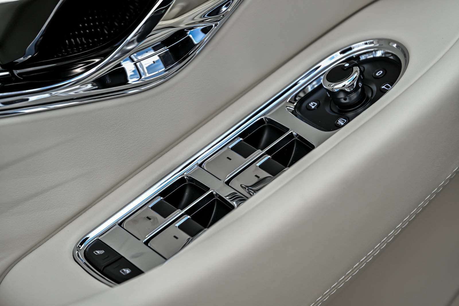 New 2026 Bentley Continental GT Azure AWD/4WD image 22