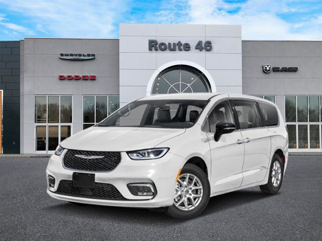 New 2026 Chrysler Pacifica Select