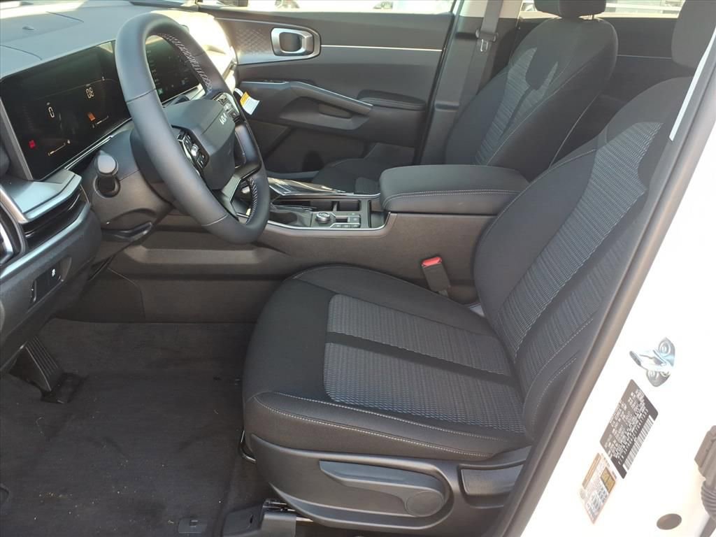 New 2026 Kia Sorento LX image 13