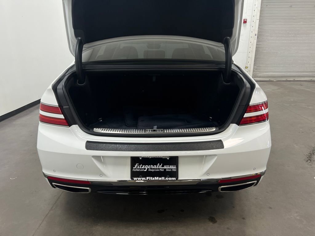 Used 2021 Genesis G90 3.3T Premium RWD image 25