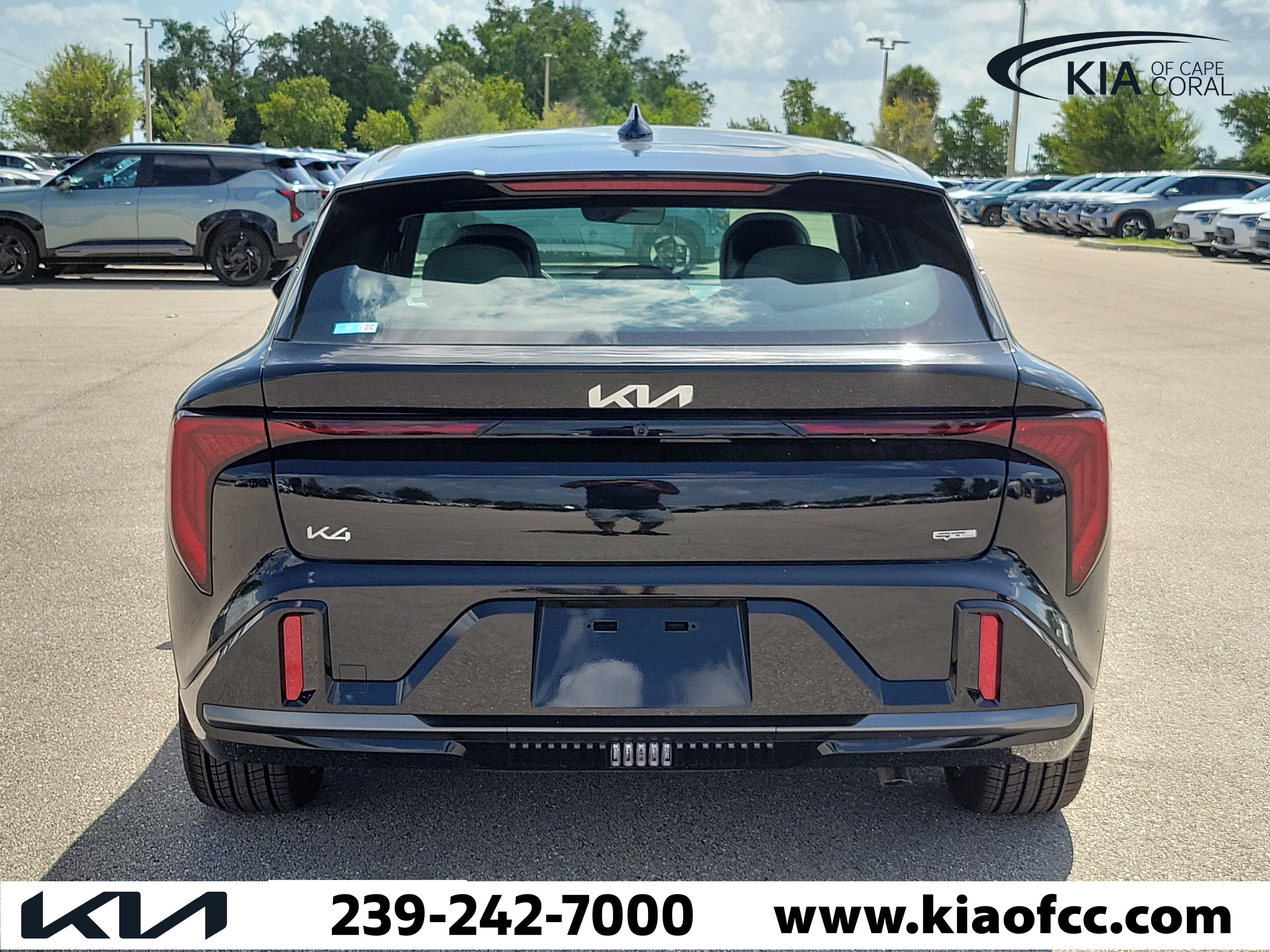 New 2026 Kia K4 GT-Line w/ GT-Line Premium Package FWD image 5