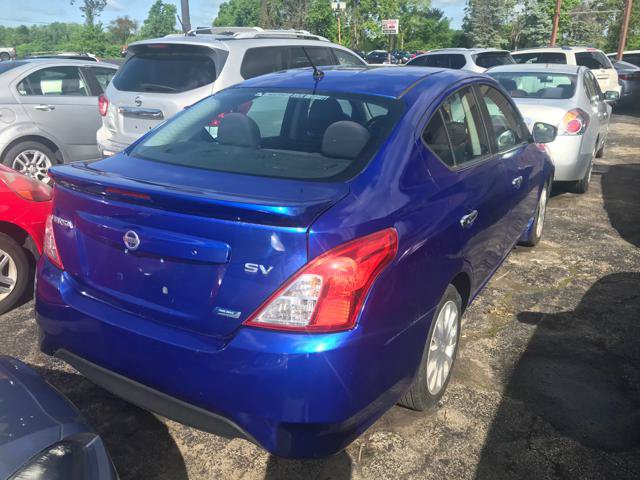 Used 2016 Nissan Versa SV FWD image 11