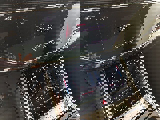 New 2026 Audi Q8 Premium Plus image 24