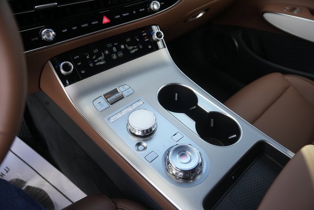 Used 2026 Genesis GV70 2.5T Advanced image 29