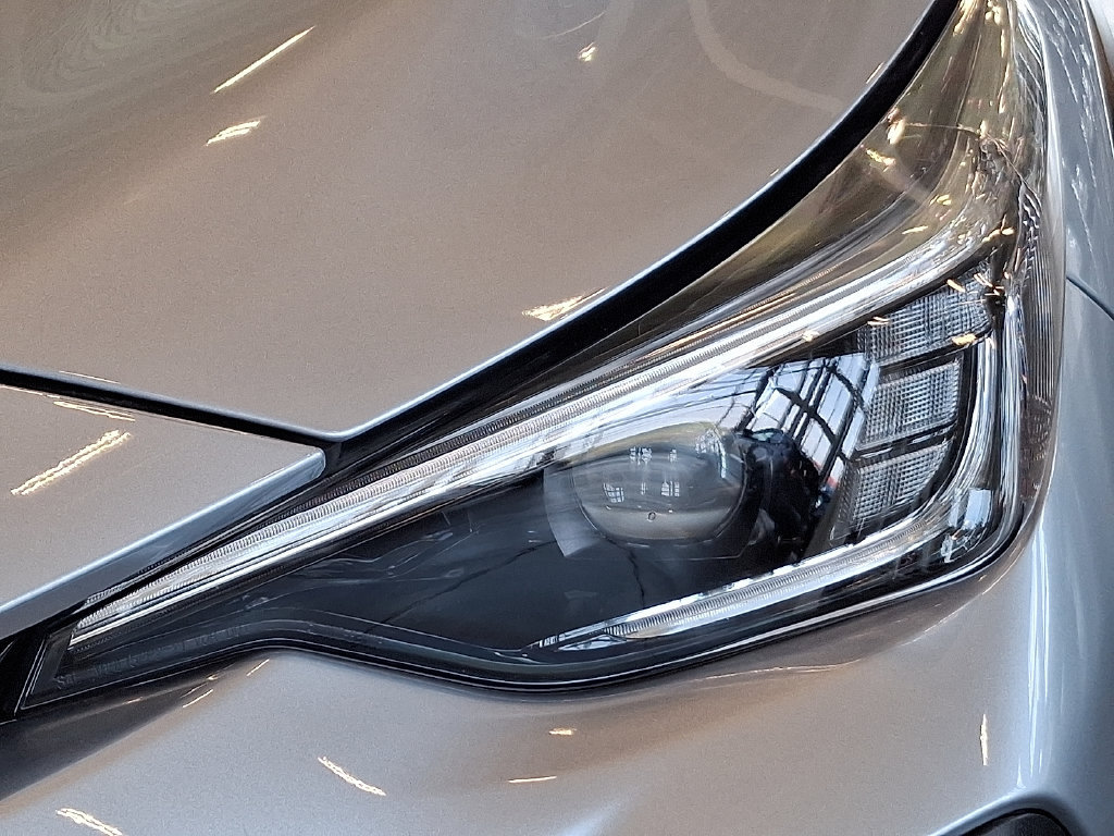 Certified 2025 Subaru Crosstrek 2.5i Sport w/ Crosstrek Mirror Package AWD/4WD image 13