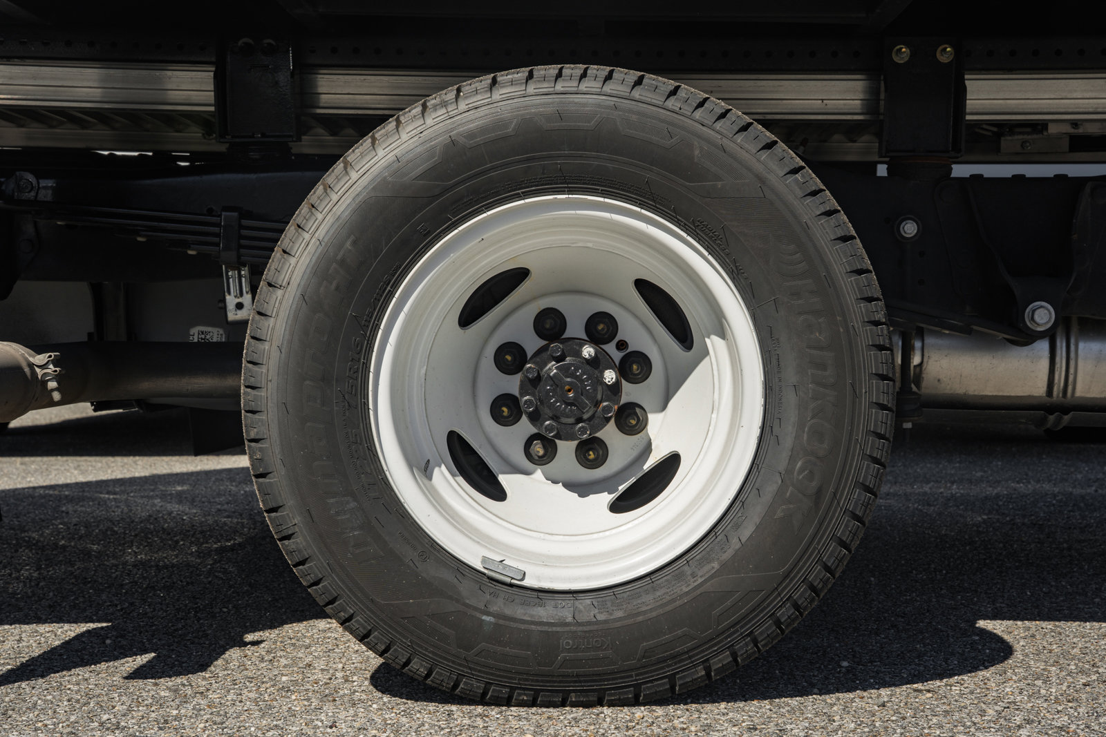 New 2026 Ford E-450 and Econoline 450 Super Duty w/ Power Equipment Group RWD image 17