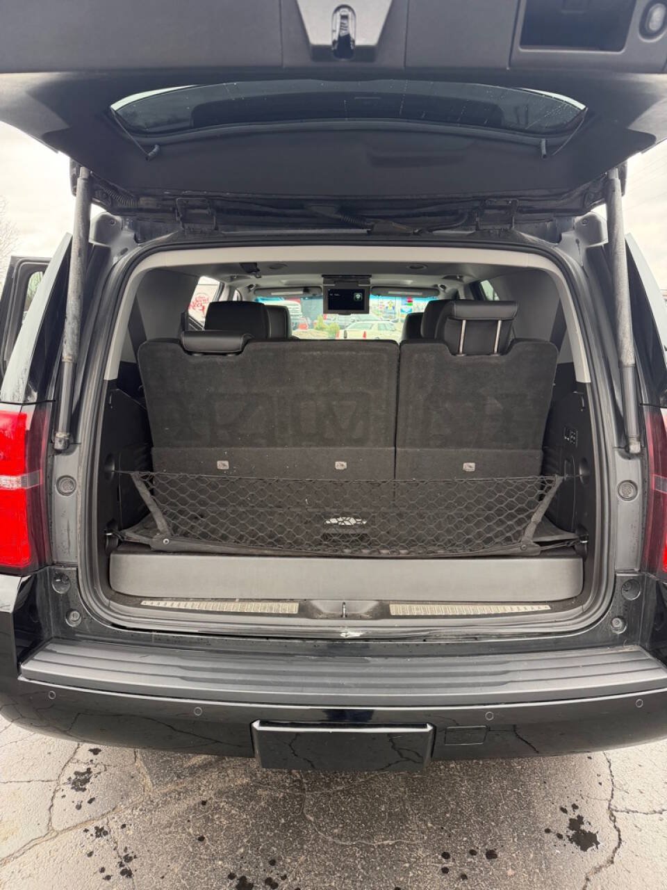Used 2018 Chevrolet Tahoe Premier AWD/4WD image 16