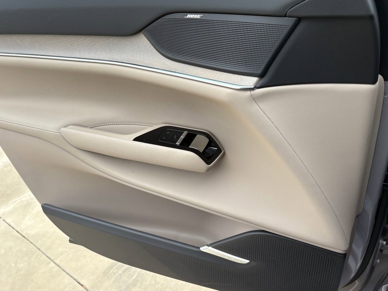 New 2026 Volvo EX90 Plus image 14