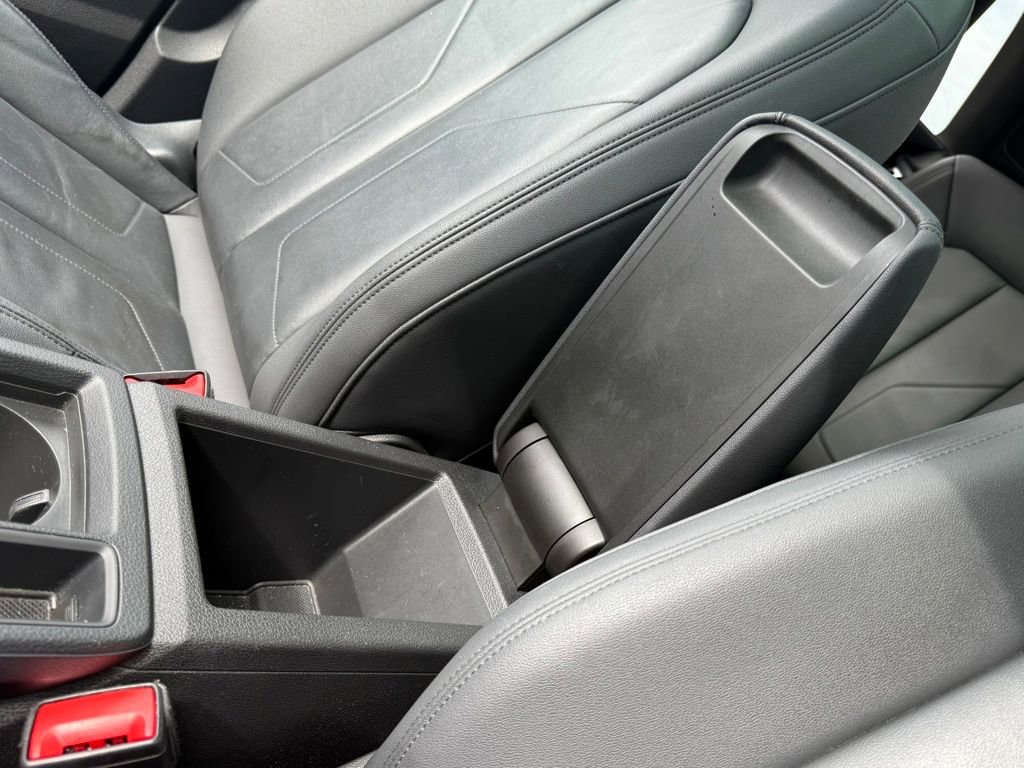 Used 2020 Audi Q3 2.0T Premium w/ Convenience Package image 30