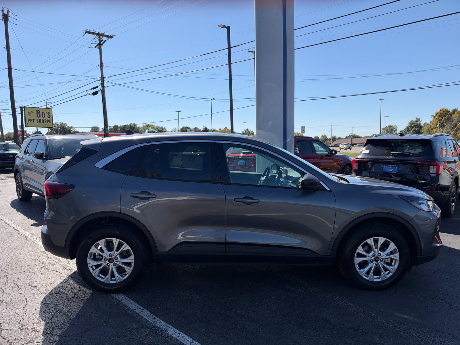 Used 2024 Ford Escape Active AWD/4WD image 8
