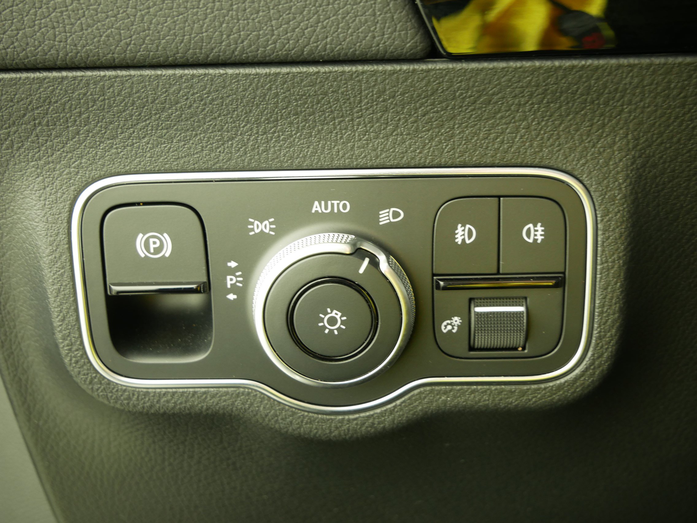 Used 2021 Mercedes-Benz GLA 250 4MATIC image 24