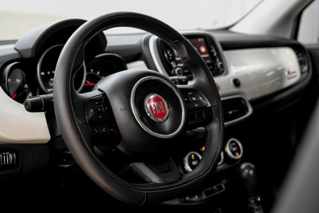 Used 2016 FIAT 500X Lounge FWD image 18
