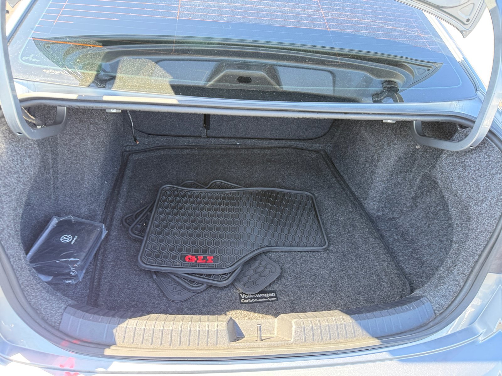 Used 2019 Volkswagen Jetta GLI FWD image 17