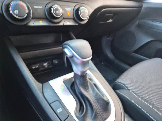 Used 2024 Kia Forte LXS w/ LXS Technology Package FWD image 17