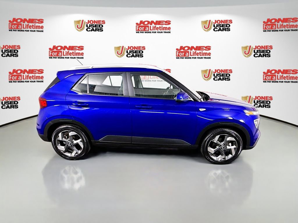 Certified 2023 Hyundai Venue Limited w/ Cargo Package image 18