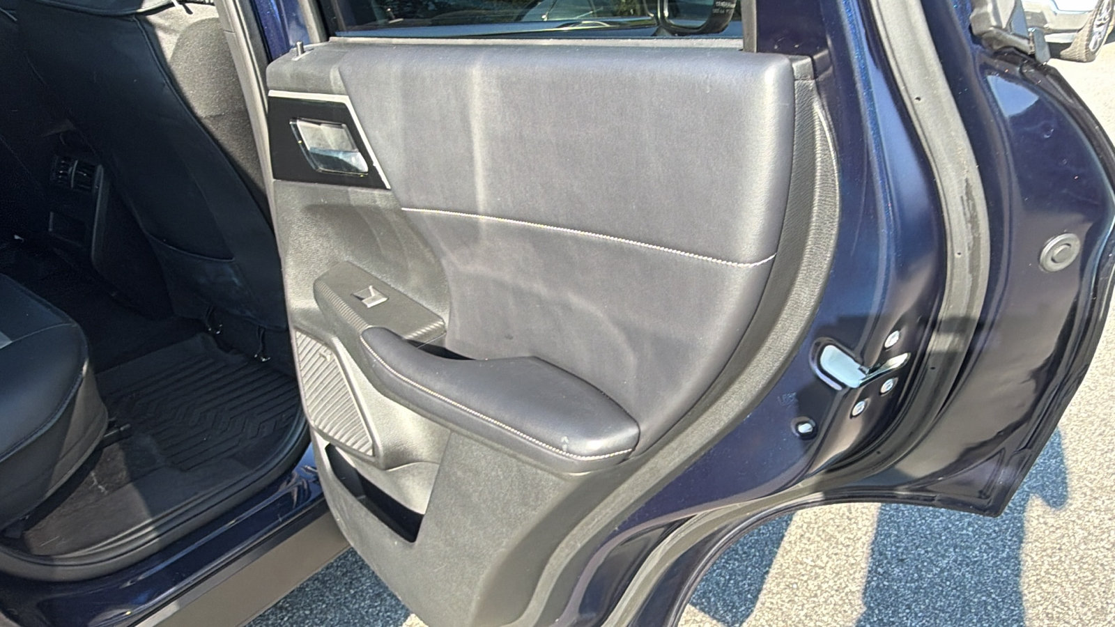 Used 2025 Mitsubishi Outlander SE FWD image 20
