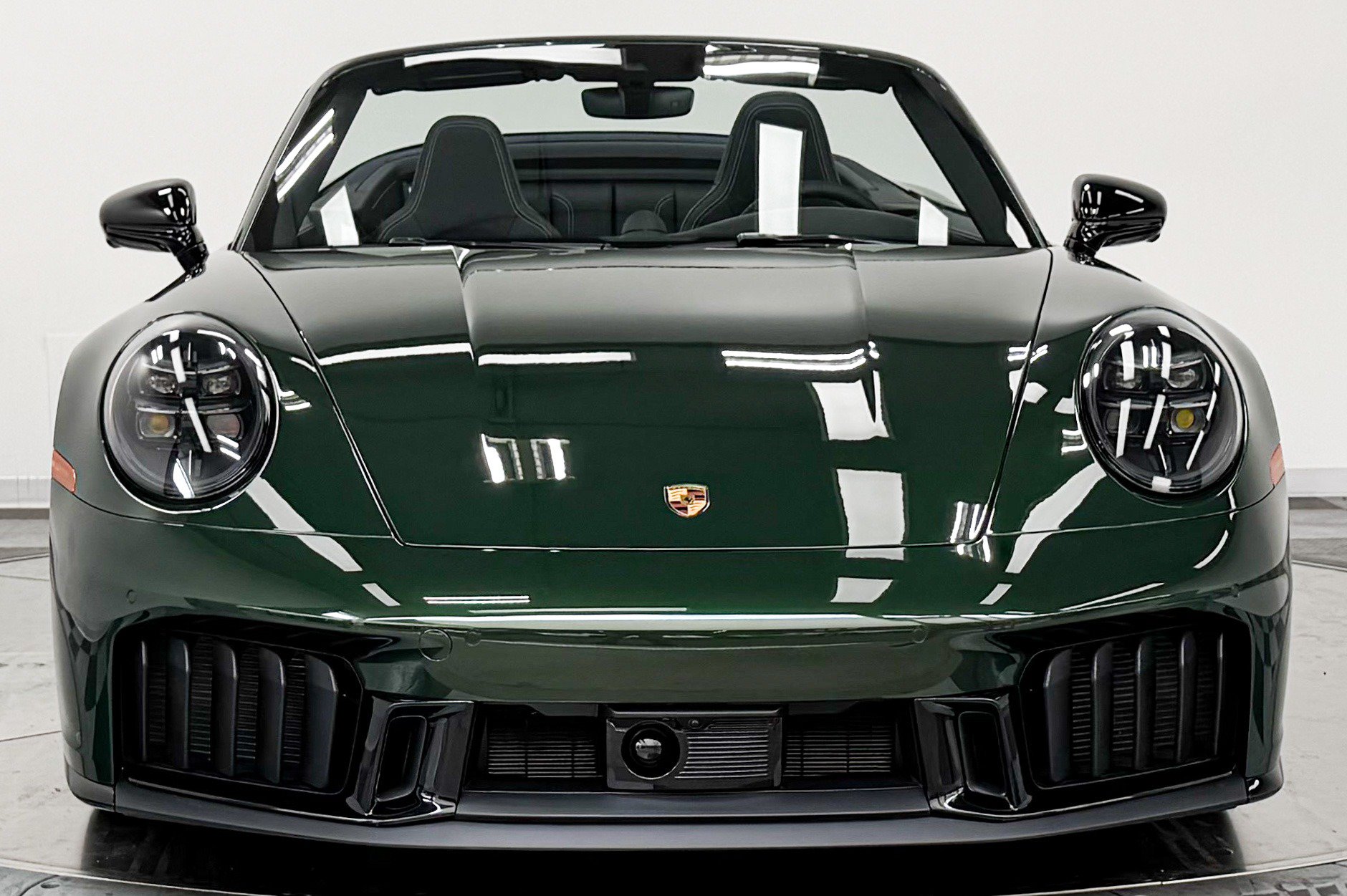 Used 2026 Porsche 911 GTS image 4