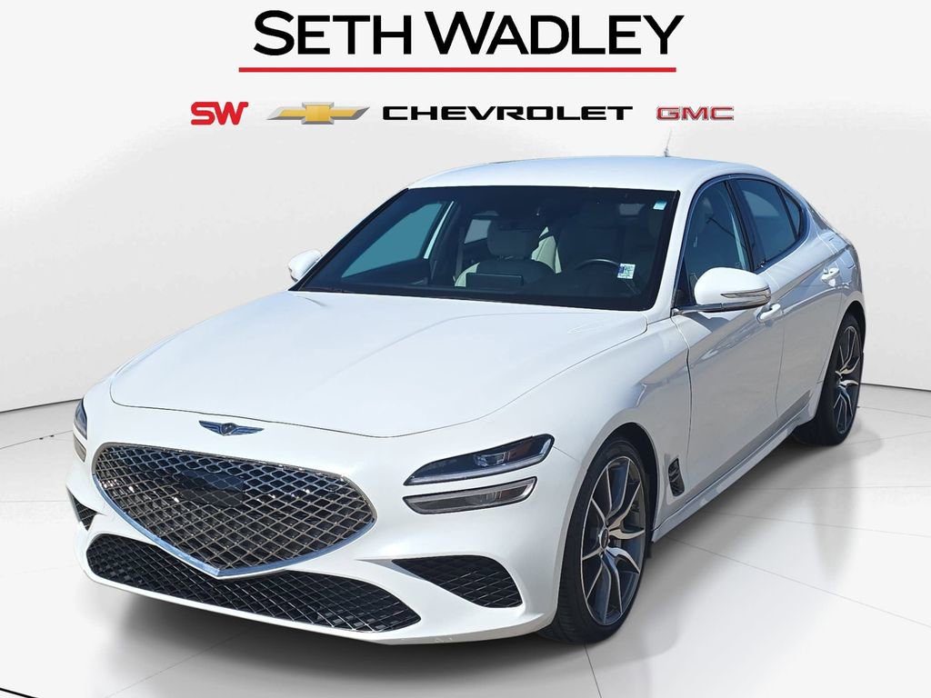 Used 2025 Genesis G70 2.5T image 3