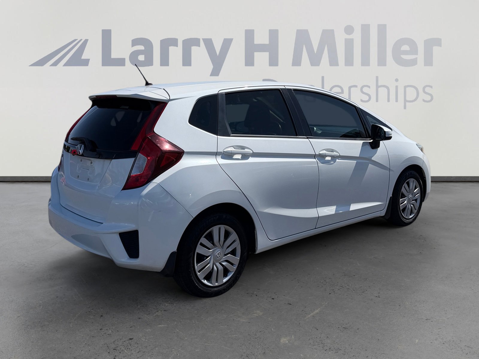 Used 2017 Honda Fit LX image 5