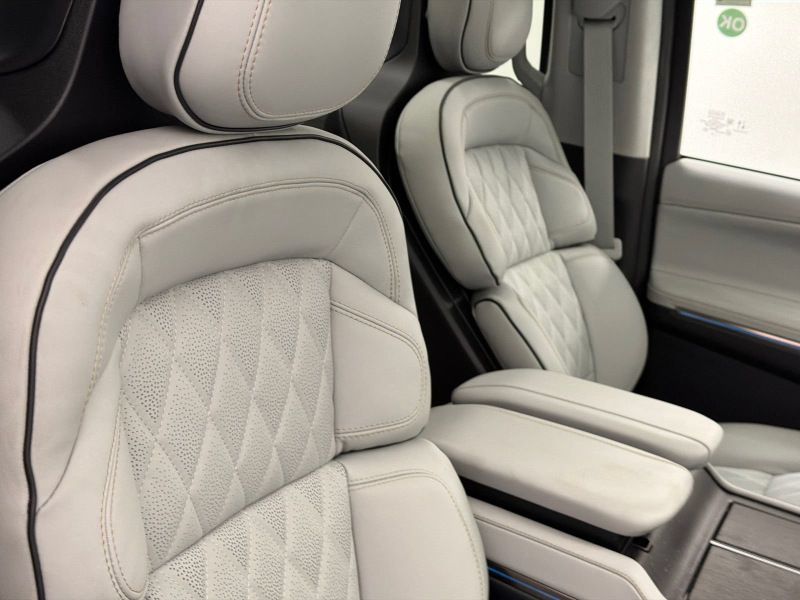 New 2026 Lincoln Navigator Black Label AWD/4WD image 13