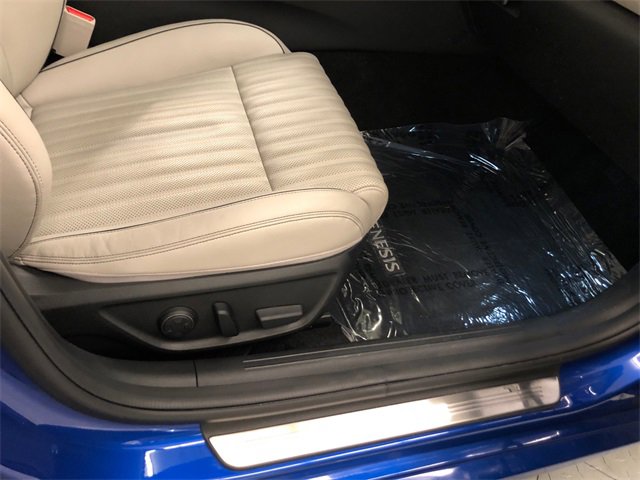 Used 2022 Genesis G70 3.3T w/ Sport Advanced Package image 31