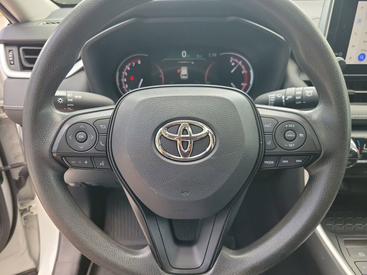 Used 2023 Toyota RAV4 XLE w/ Convenience Package FWD image 20