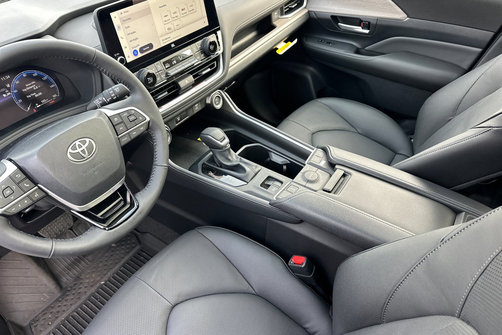 New 2026 Toyota Grand Highlander Limited image 8