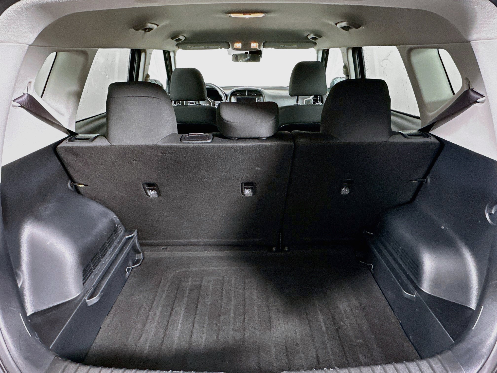Used 2025 Kia Soul LX w/ LX Technology Package FWD image 27
